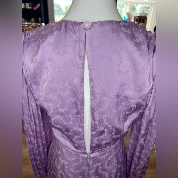 Lovers and Friends Elaine Mini Dress in Lilac Purple - Picture 8 of 11